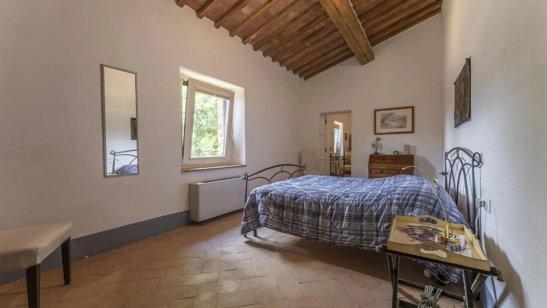 Country house Le Casaline Di Sopra Near Massa Marittima Guest House
